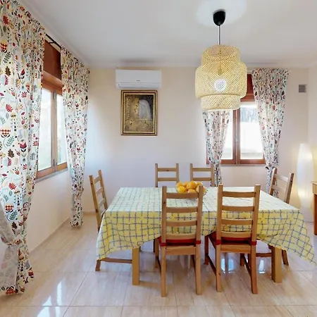 Casa Bouganville * Портиман